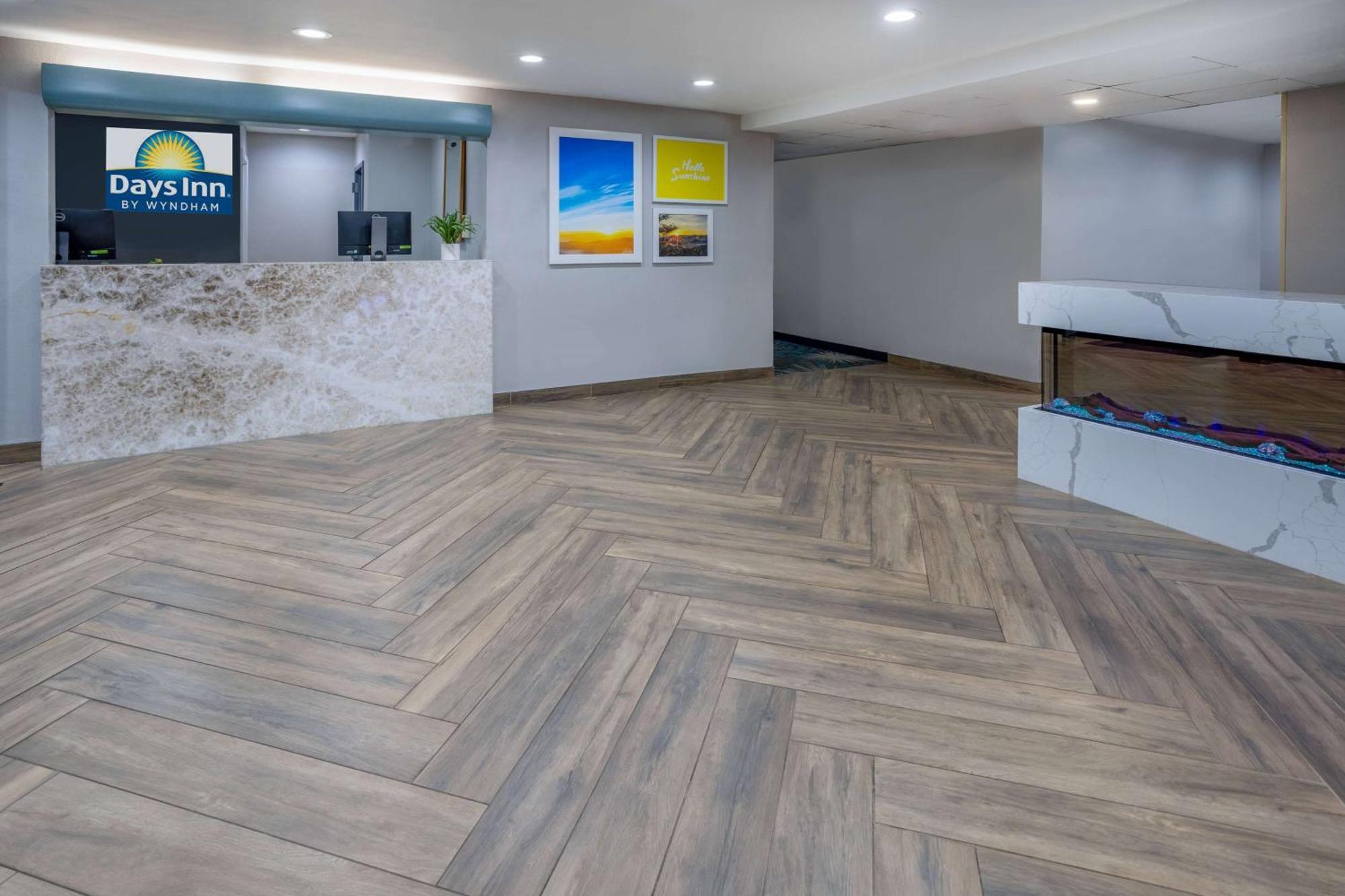 Days Inn By Wyndham Pleasant Prairie Kenosha Extérieur photo